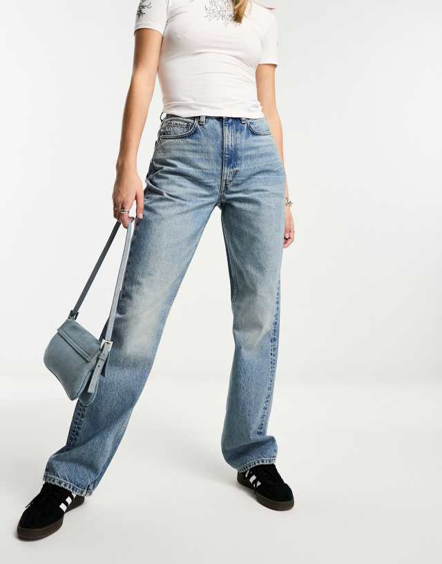 Weekday - resolute stretch high waist straight leg jeans in seventeen blue