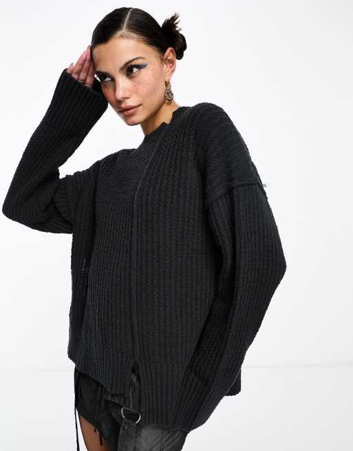 Weekday – Rey – Pullover in Dunkelgrau mit Seitenschlitz und Ziernaht 