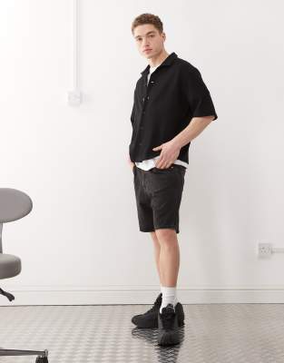 Weekday Rib Oversized Resort Short Sleeve Shirt In Black