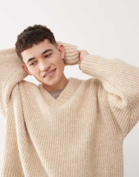 Weekday – Riley – Grobstrick-Pullover aus Wollmix in meliertem Beige mit V-Ausschnitt - view 1
