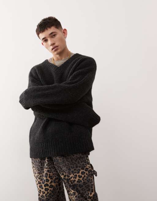 Weekday - Riley - Maglione spesso in misto lana nero mélange con scollo a V