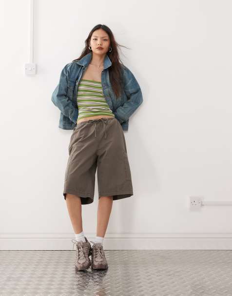 Weekday ripstop cargo shorts in dark grey - view 1