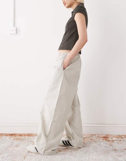 Weekday ripstop oversized drawstring pants in light beige, 2 of 5