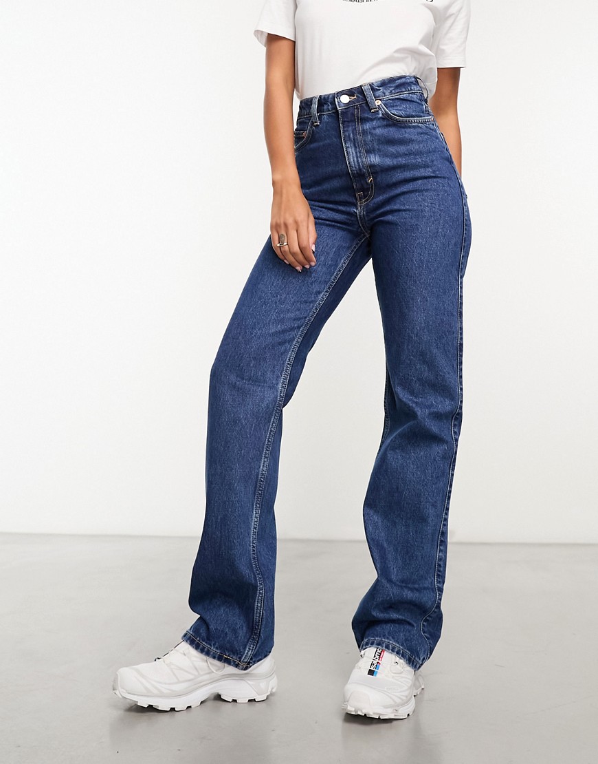 Weekday Rowe Extra High Rise Regular Fit Straight Leg Jeans In Nobel Blue