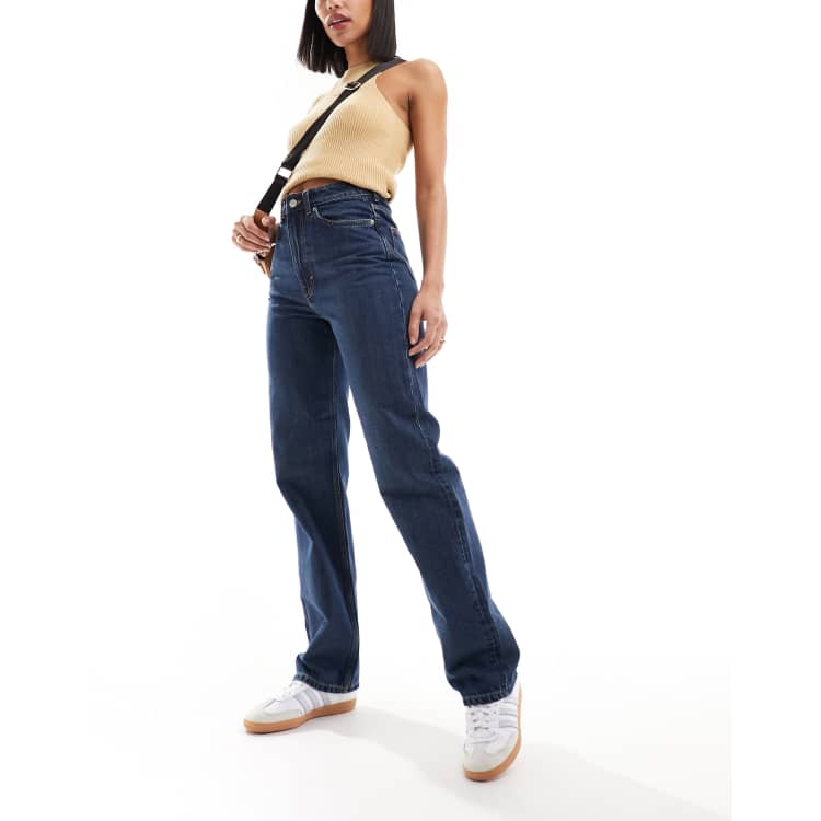 【RE RHEE】24SS WASHED DENIM STRAIGHT LEG JEANS ICE BLUE Risen Tyla High Rise Raw Hem Straight Leg Jeans in Ice Blue