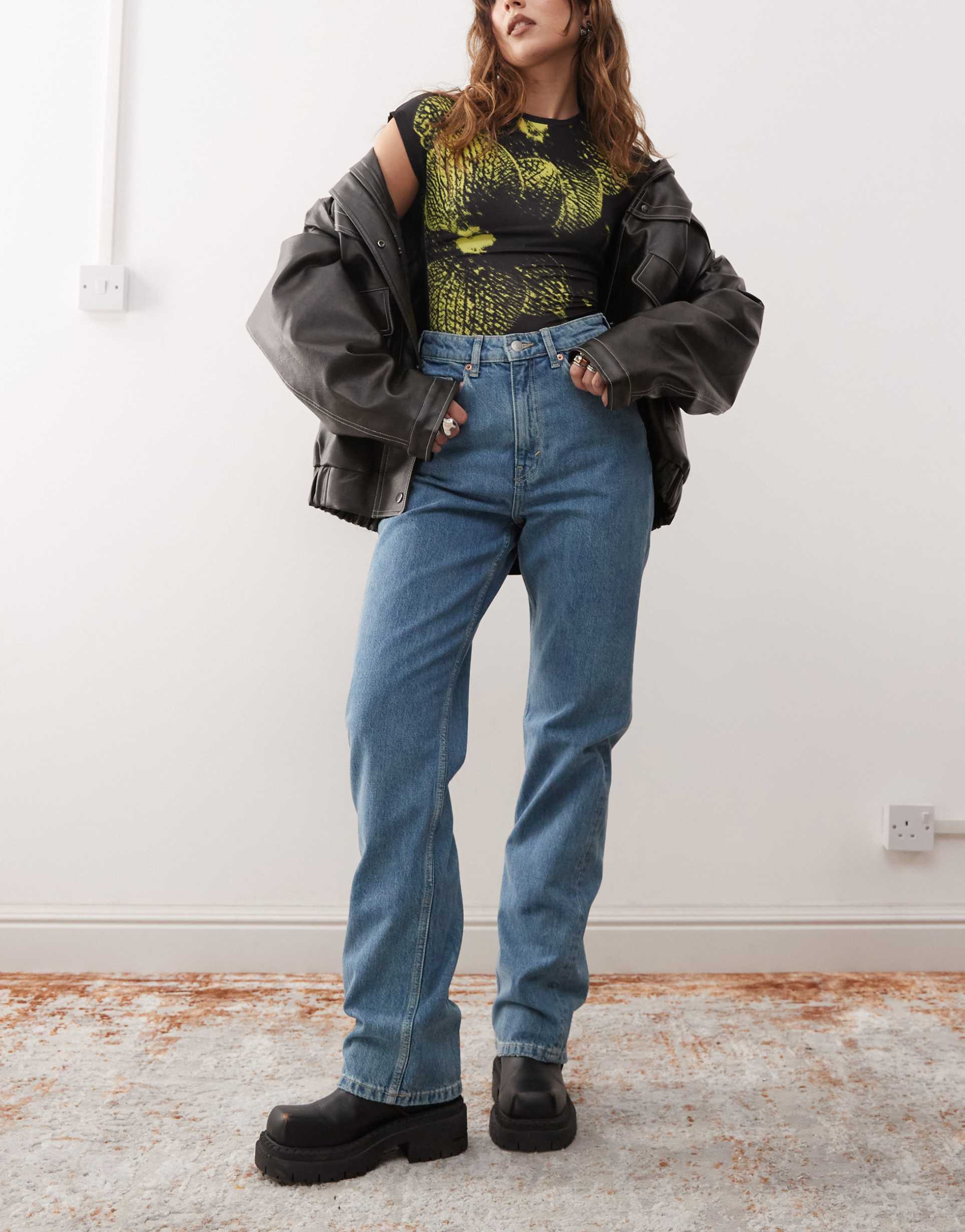 weekday rowe extra high rise straight leg jeans in blue