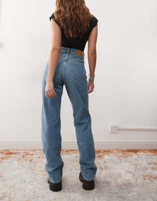 WEEKDAY ROWE EXTRA HIGH WAIST STRAIGHT LEG JEANS