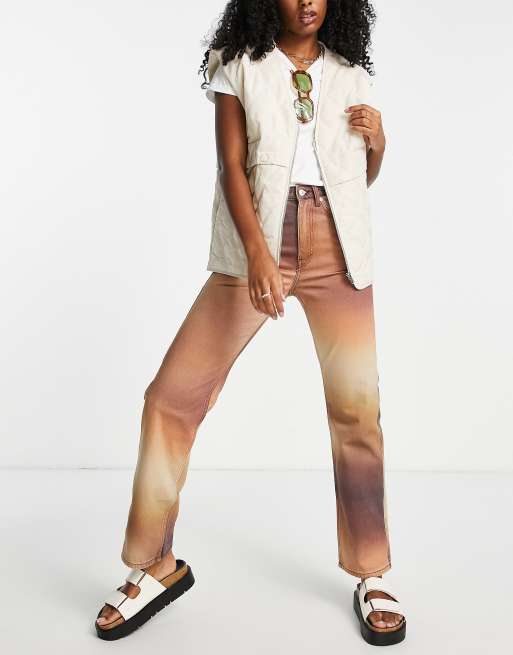 Weekday – Rowe – Jeans in Braun mit sehr hohem Bund und herbstlichem, verschwommenem Muster, 2 von 4