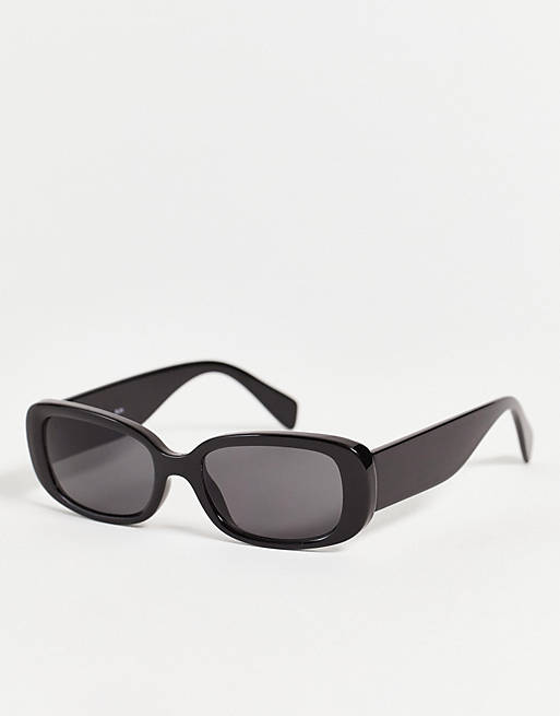 Weekday Run sunglasses in black