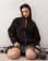 Thumbnail 1 van 4