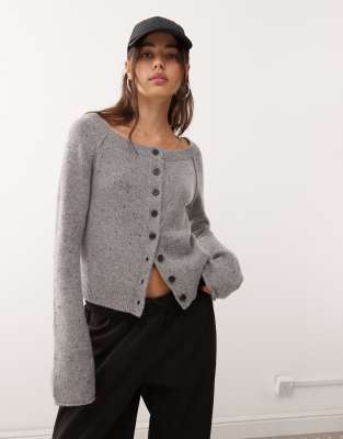 Weekday - Schulterfreie Strickjacke aus Wollmix in Grau
