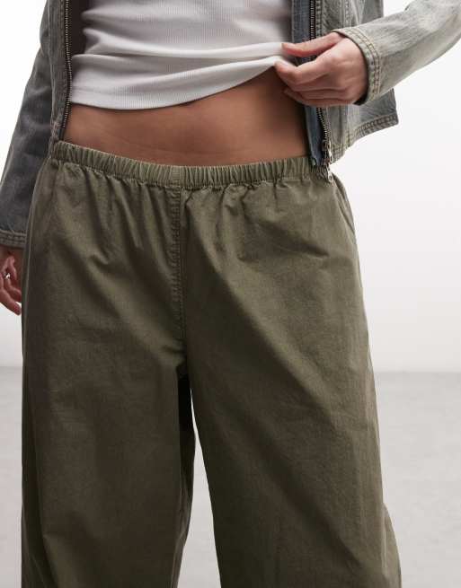 Weekday – Ściągane na sznurek spodnie oversize z materiału ripstop w kolorze khaki, 3 z 5