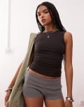 [Weekday] Weekday scoop back top in dark brown XS Dark brown