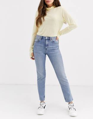 mika high mom jeans weekday