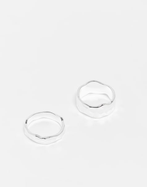 Weekday - Set van 2 gehamerde ringen in zilver - view 1