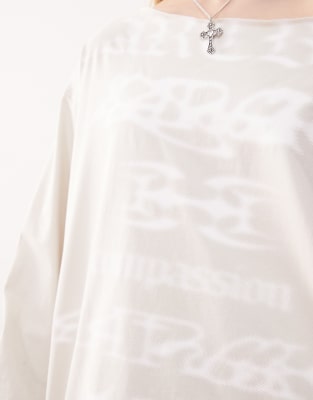 WEEKDAY SLASH NECK LONG SLEEVE TOP WITH TEXT GRAPHIC PRINTS 