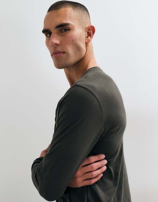 Weekday slightly shrunken fit long sleeve t-shirt in dark khaki, 5 of 5