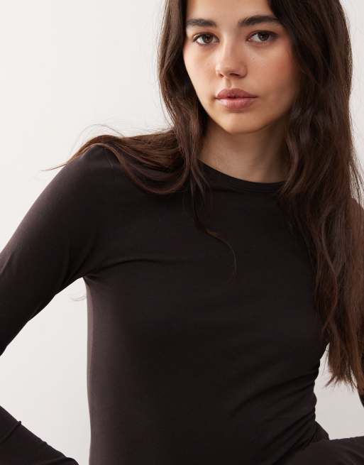 Weekday slim fit long sleeve top in dark brown, 2 of 4