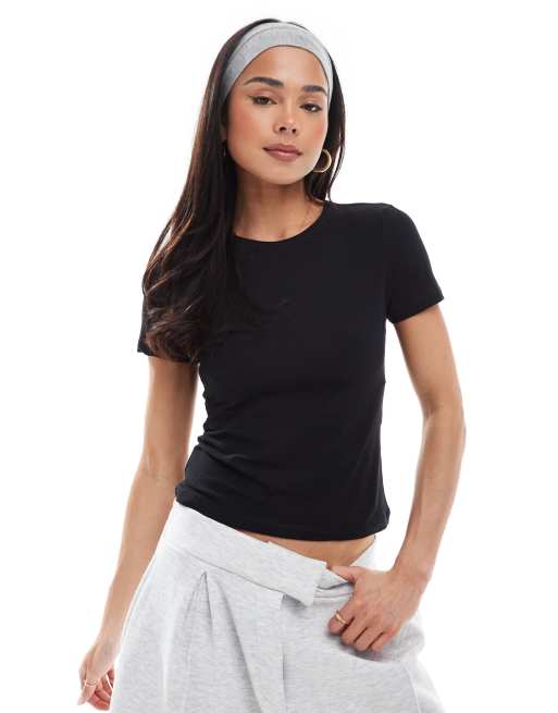 Weekday slim fit t-shirt in black