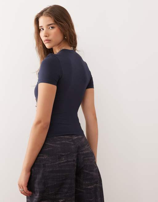Weekday slim fit t-shirt in dark blue , 3 of 4