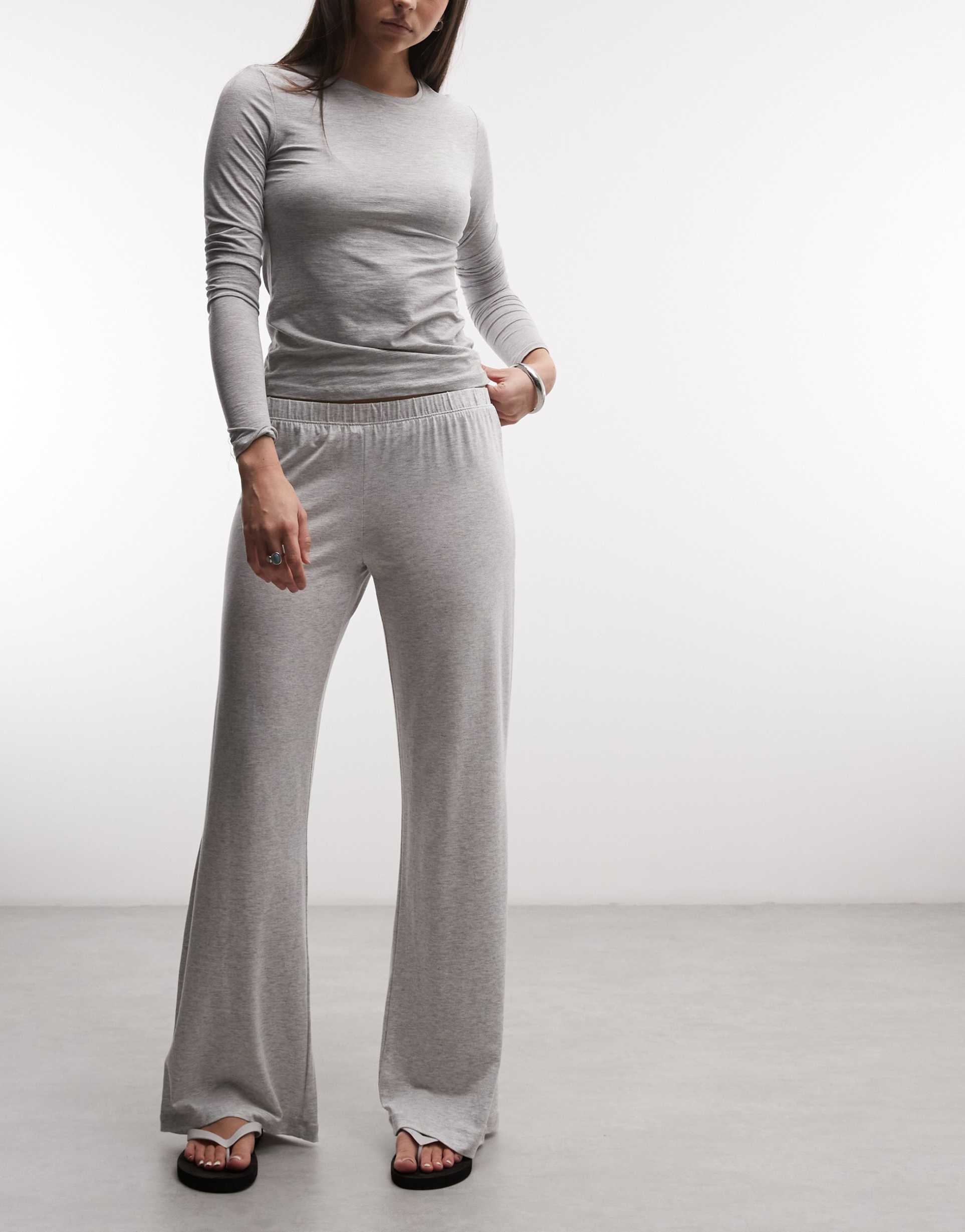 weekday slouchy jersey pants in gray melange