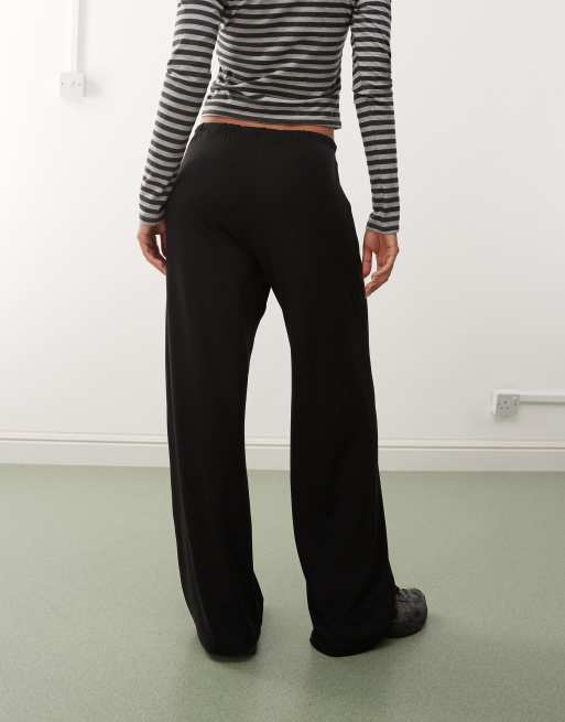 Weekday slouchy pants in black