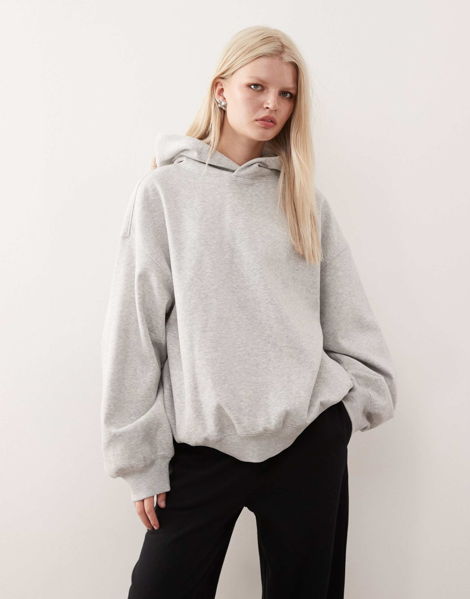 weekday soft heavy oversized hoodie in gray melange