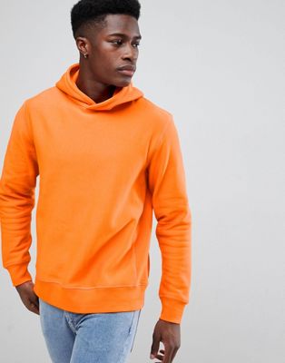 orange hoodie outfit men