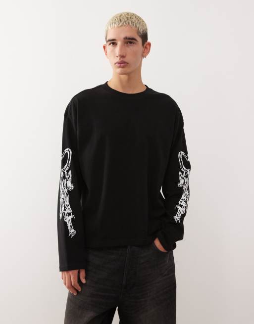 Weekday - Sort oversized langærmet t-shirt i firkantet pasform med pantergrafik på ærmet