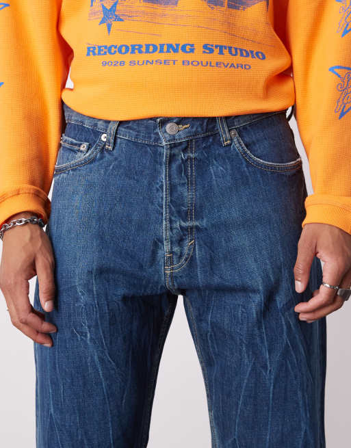 Weekday – Space – Jeans in blauer Waschung mit Marmoreffekt, lockerem, geradem Schnitt und geteiltem Saum, 5 von 5