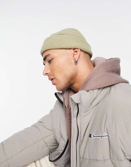 Weekday – Stan – Beżowa czapka beanie o ściegu patentowym – tylko w ASOS