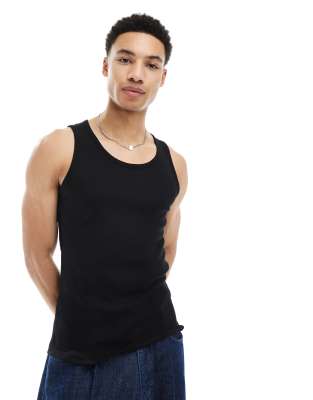 standard fit tank top in black