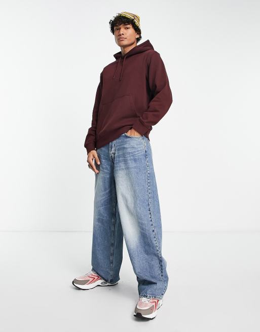 Hoodie and 2024 baggy jeans