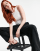 Thumbnail 4 van 4