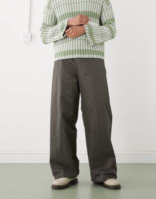 Weekday Weekday straight wide leg chino trousers in dark mole-Grey