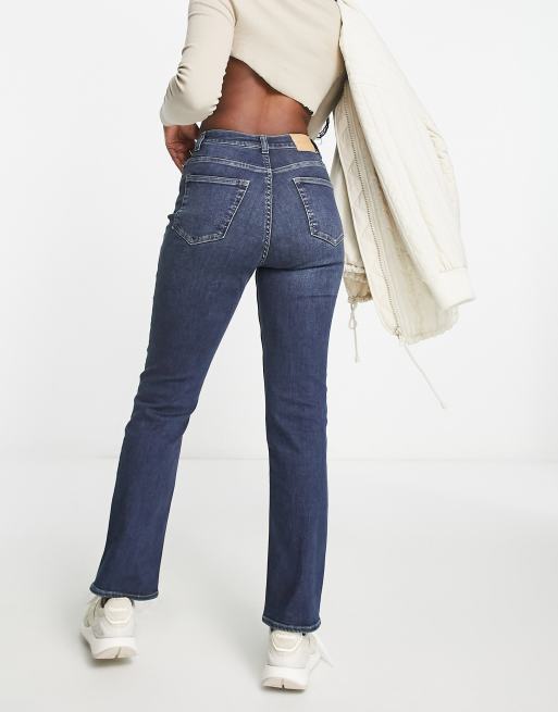 Weekday stretch curve jeans in vintage blue