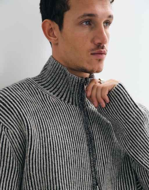 Weekday Strickjacke mit Reißverschluss aus Wollmix in Weiß und Schwarz, zweifarbig gerippt, 3 von 5