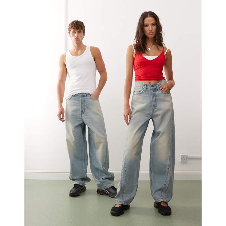 【DISCERNMENT】Times Three Stripe Balloon Denim Pants Weekday Stripe Unisex balloon leg jeans with twisted seam
