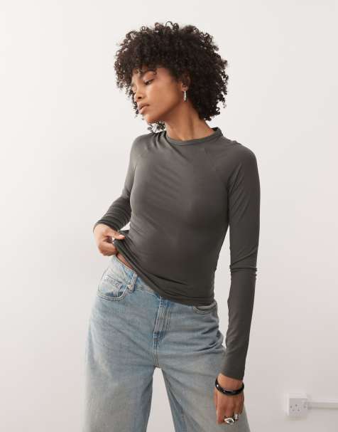 Weekday – Superweiches Slim-Fit-Oberteil in Dunkelgrau mit langen Raglanärmeln - view 1