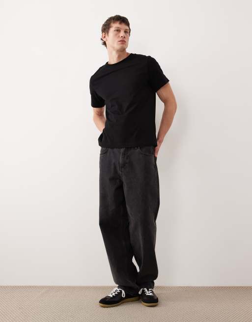 Weekday – Svart, klassisk t-shirt i kraftig jersey och boxig, oversized fit, 2 av 5