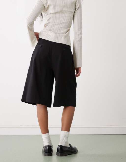 Weekday – Svarta, långa kostymshorts, 3 av 5