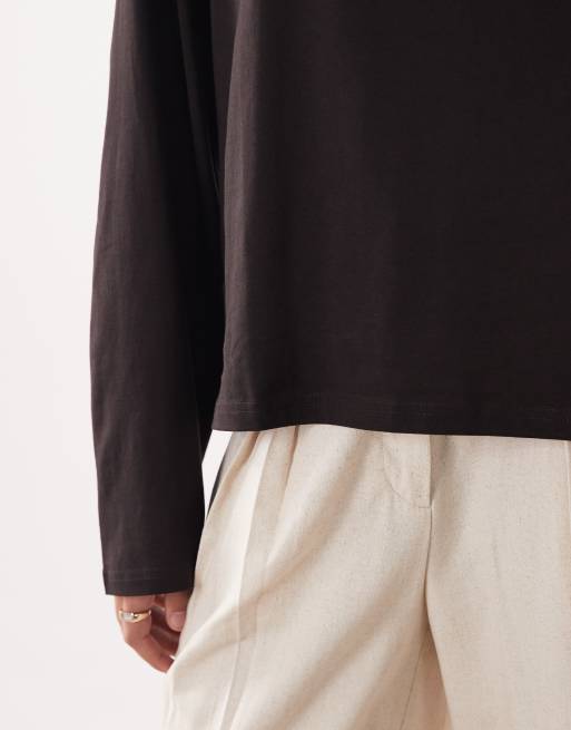Weekday - T-shirt a maniche lunghe squadrata oversize marrone scuro, 3 di 4