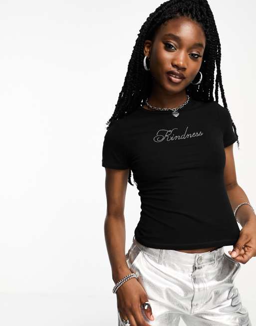 Weekday - T-shirt ajusté avec inscription « Kindness » cloutée - Noir