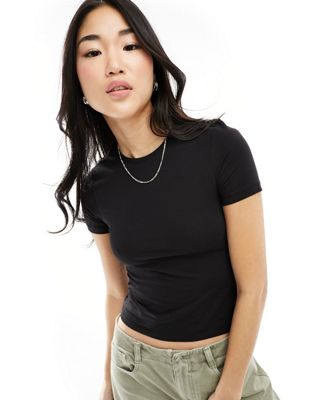 Weekday slim fit t-shirt in black - ASOS Price Checker