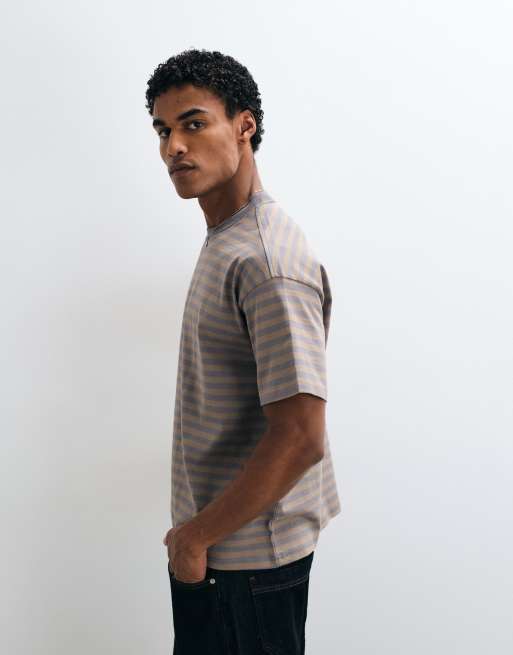 Weekday t-shirt ampia squadrata a righe grigie e marrone talpa, 5 di 5