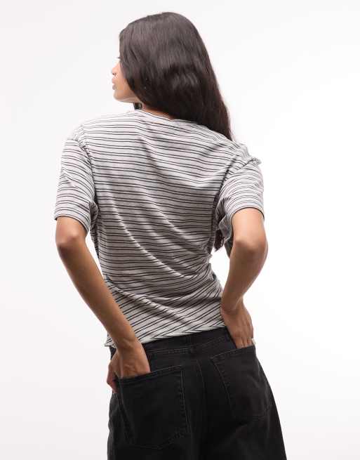Weekday t-shirt cintré à la taille à rayures grises et noires, 3 de 4