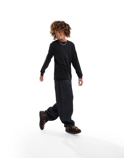 Weekday - T-shirt comoda a maniche lunghe nera
