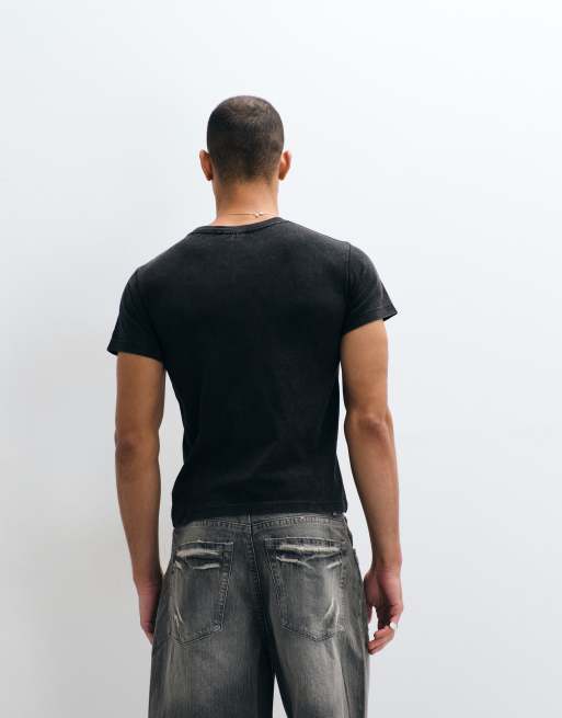 Weekday - T-shirt met gekrompen pasvorm in vintage zwart, 5 van 5