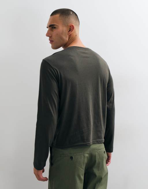 Weekday T-shirt met lange mouwen in licht verkort model, donkerkaki, 4 van 5