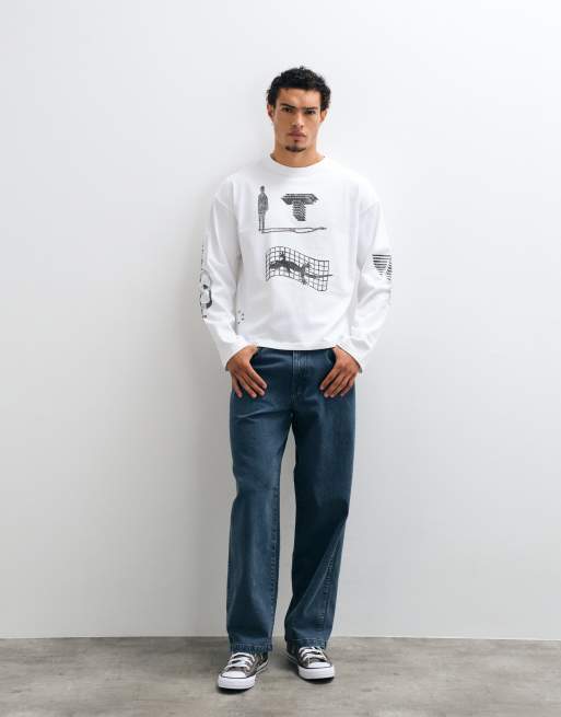 Weekday t-shirt oversize a maniche lunghe con grafiche multi-logo bianche, 2 di 5